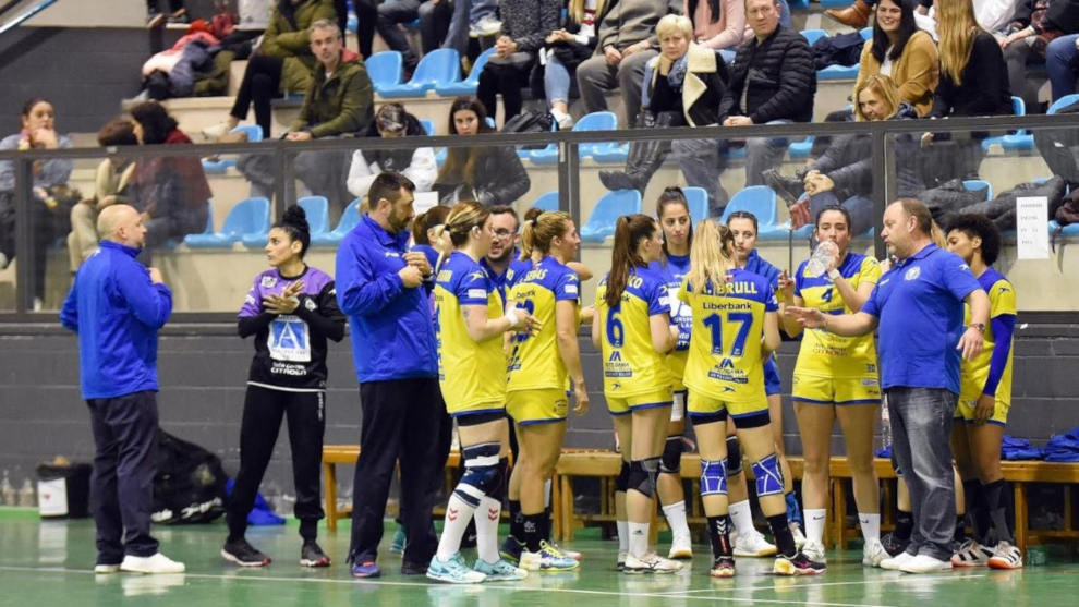 Balonmano femenino pereda