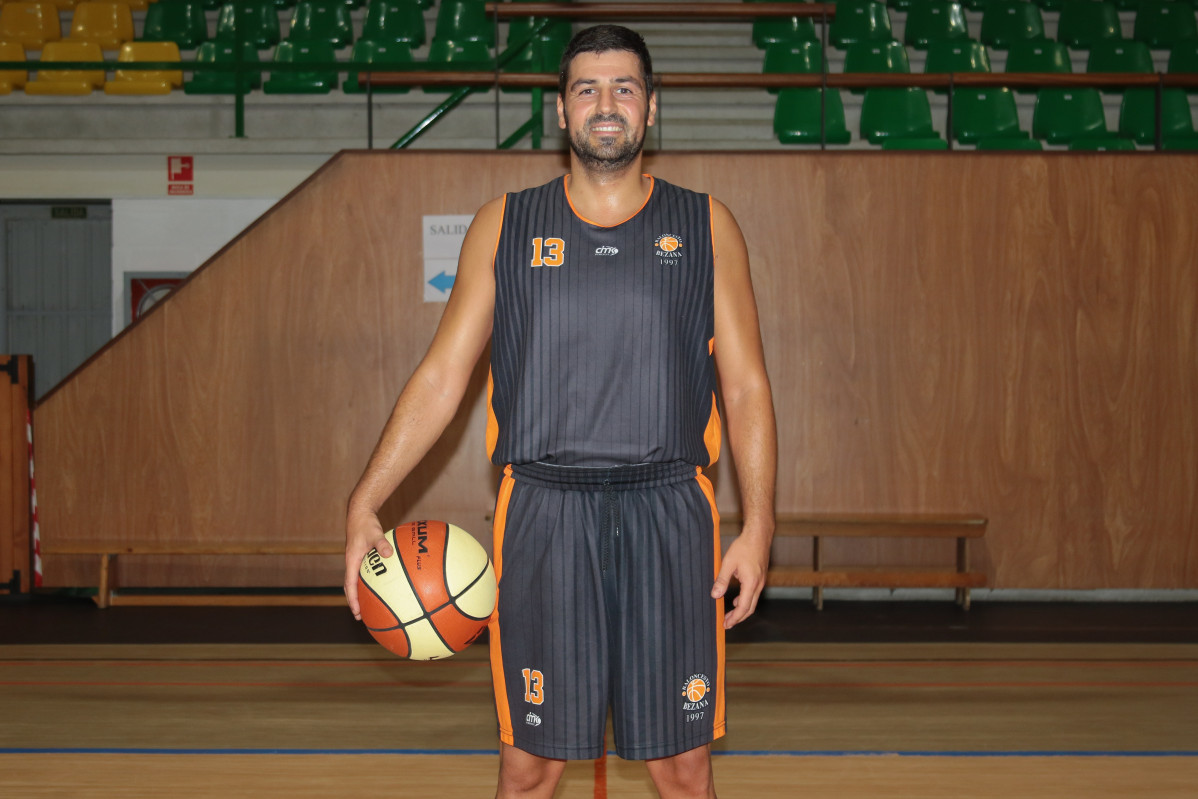 Jesus garcia cantbasket