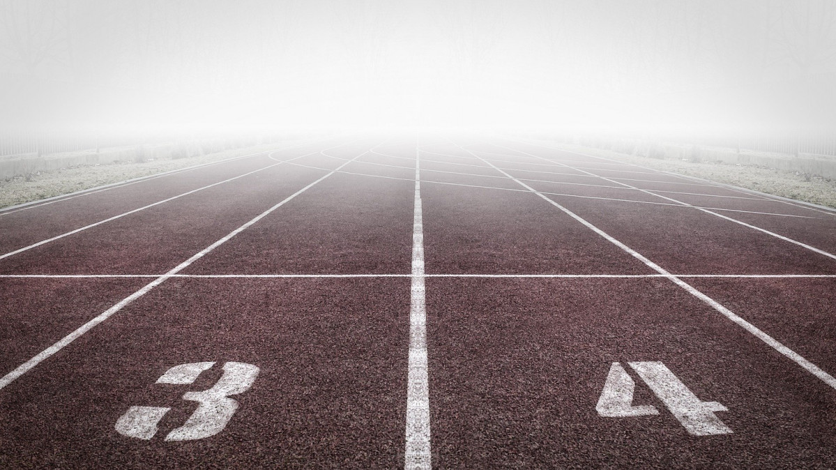 Running track 1201014 1920