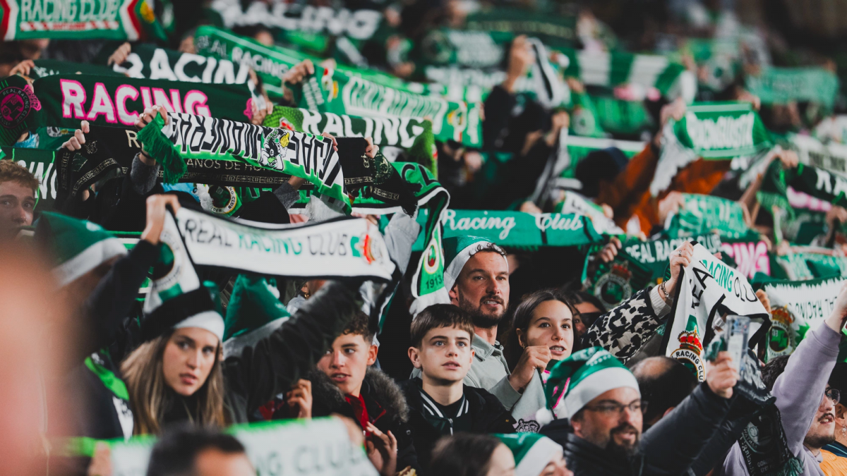 42db549e 6852 453b b56c 911e1cfe7f38 975